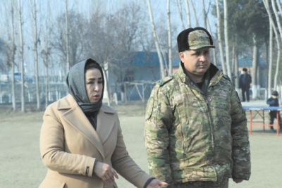 СОВУҚ КУНЛАРДА ОДАМЛАРНИНГ ОҒИРИНИ ЕНГИЛ ҚИЛГАНЛАРГА РАҲМАТ